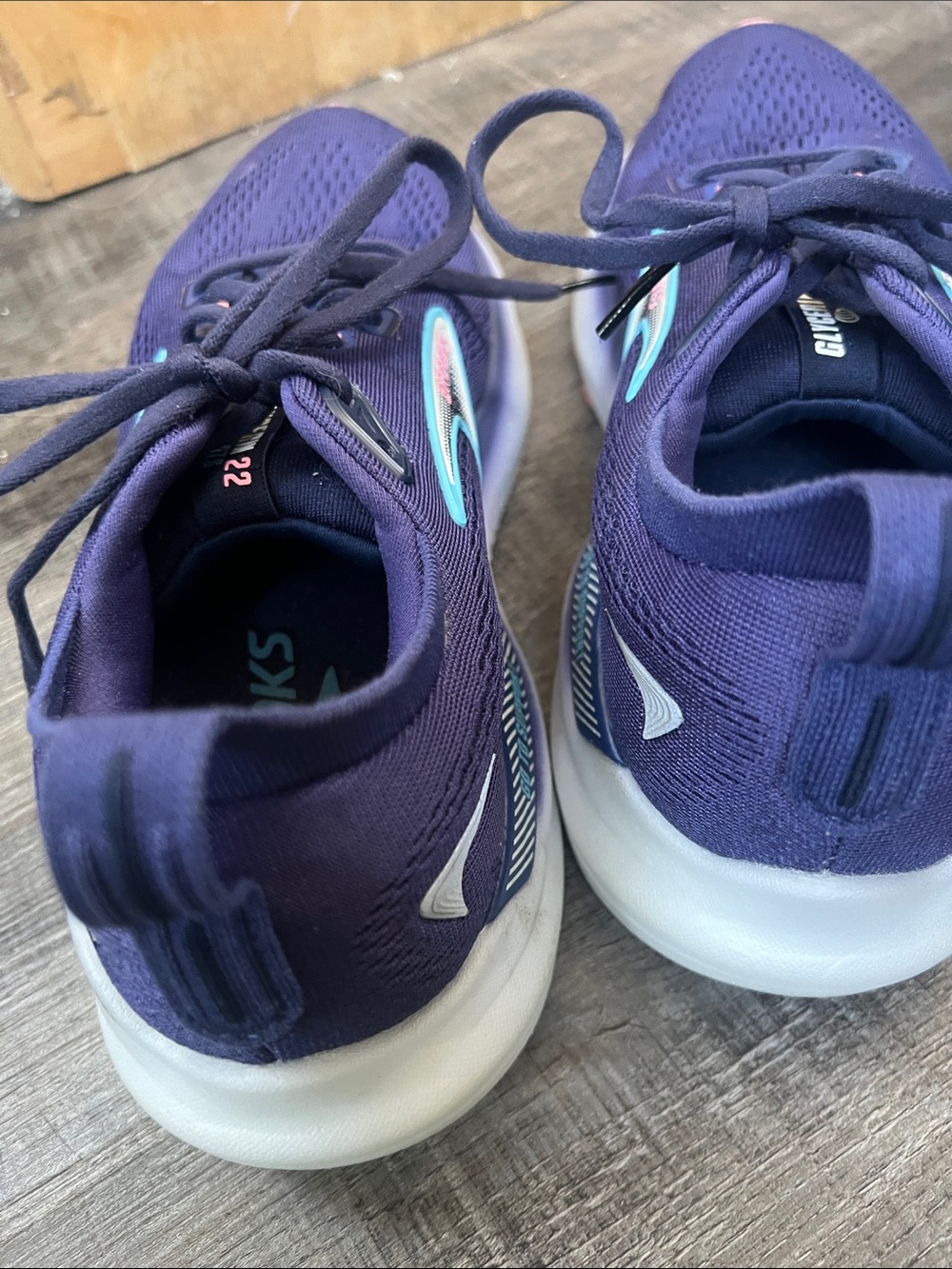 Brooks Women’s Glycerin 22 GTS size 9.5 - Picture 3 of 7